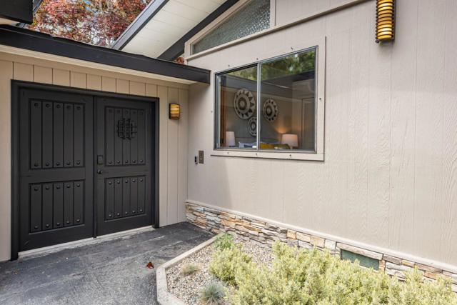 1620 Notre Dame Avenue, Belmont CA: https://media.crmls.org/mediaz/24fd5801-e592-4592-8d74-7c41df338662.jpg