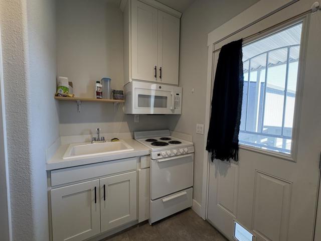 1515 N Milpitas Boulevard, Milpitas CA: https://media.crmls.org/mediaz/24ffdbd7-97b4-4660-8ba9-cda8dac2b7dd.jpg