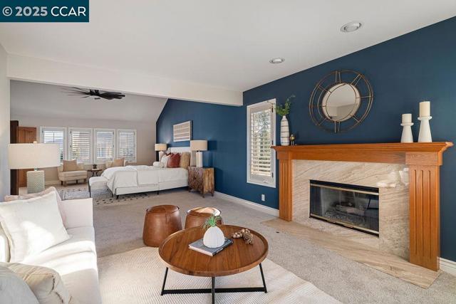 260 Edinburgh Cir, Danville CA: https://media.crmls.org/mediaz/25006bae-d62f-406c-98ff-aa2edc399f7f.jpg