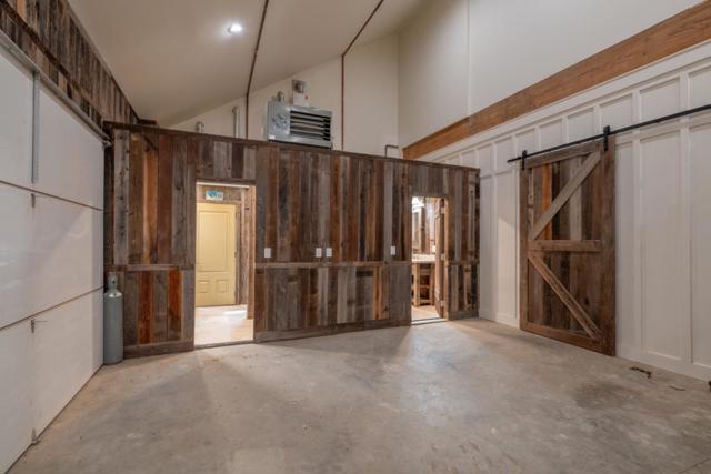 10265 Calle De Robles, Carmel Valley CA: https://media.crmls.org/mediaz/250072ca-2567-43f5-b01e-c87e491f7513.jpg