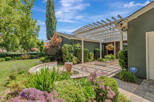 1738 Shasta Avenue, San Jose CA: https://media.crmls.org/mediaz/25009e4c-02fb-4f01-9080-d7ec9d567271.jpg
