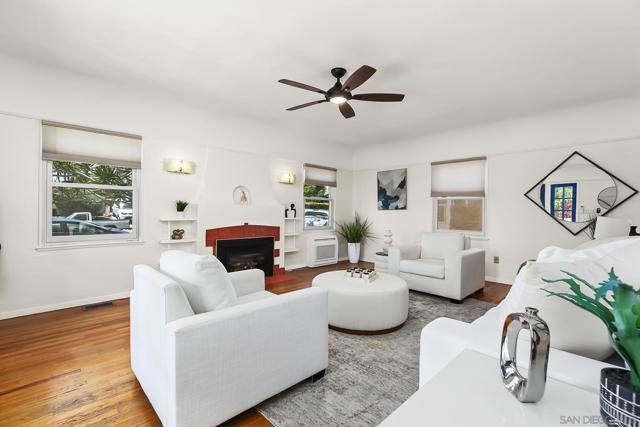 2619 Montclair Street, San Diego CA: https://media.crmls.org/mediaz/2502e7ef-5237-4c9c-8dae-46e17f466f1a.jpg