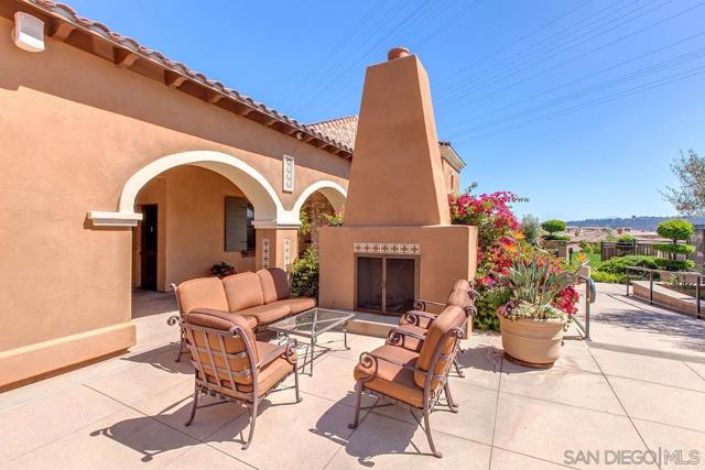 Image 50 of 54 For 2756 Bellezza Dr.