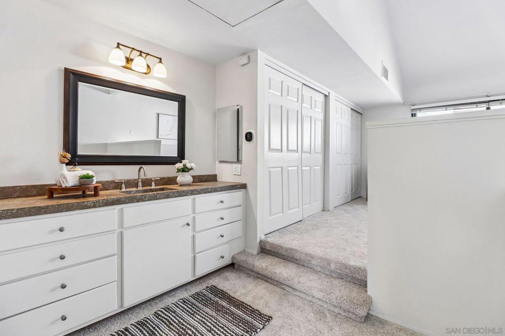 3922 Voltaire St - photo 20