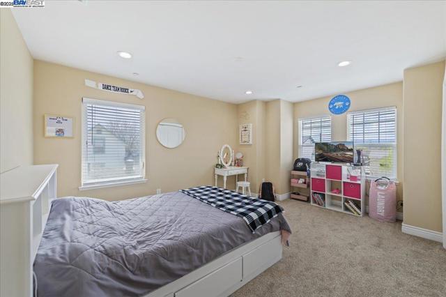 736 N P St, Livermore CA: https://media.crmls.org/mediaz/250605b3-669e-474f-92c8-5afdd75c1824.jpg