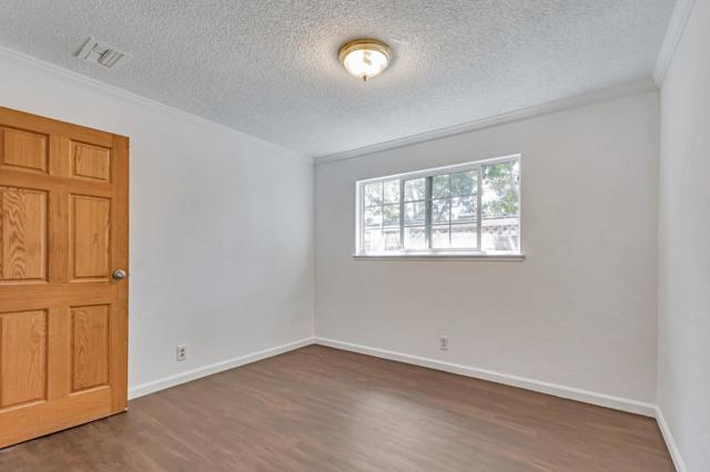 1087 Starlite Drive, Milpitas CA: https://media.crmls.org/mediaz/25060b1c-125d-4e3a-95f9-40bbcc45599b.jpg