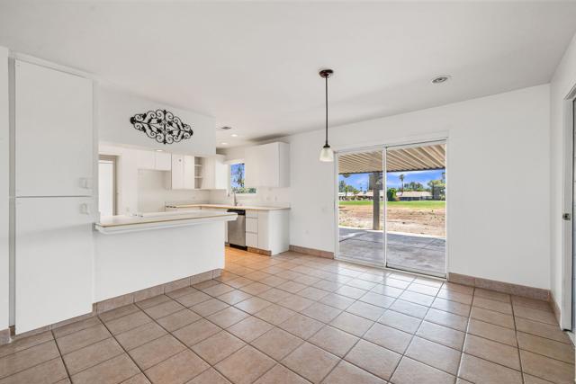 42660 Wisconsin Avenue, Palm Desert CA: https://media.crmls.org/mediaz/250791e7-69d2-42c7-813c-55c99b879df6.jpg