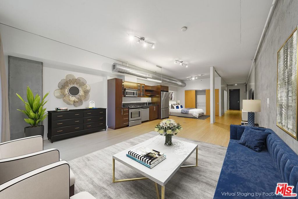 1111 S Grand Avenue #1017