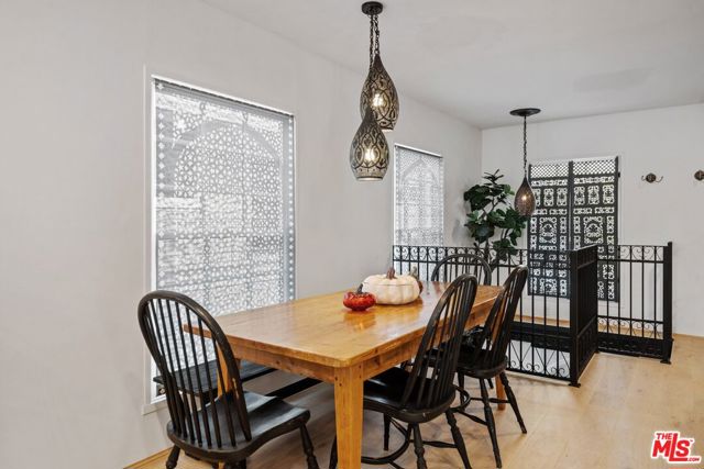 2116 3rd Street, Santa Monica CA: https://media.crmls.org/mediaz/2508637e-dac5-4c54-a28d-bb14e743c67f.jpg