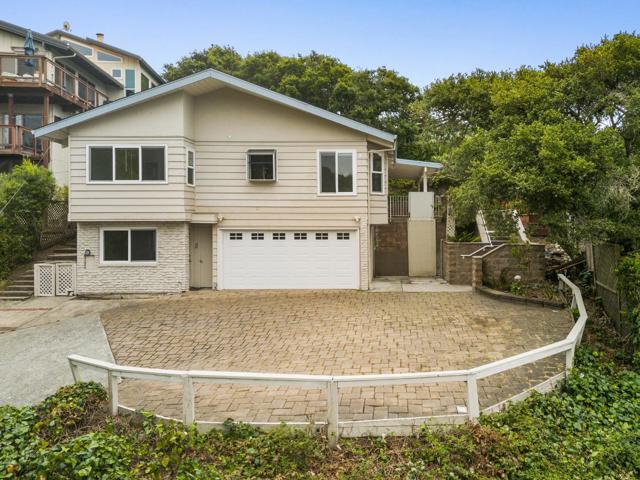 254 Aptos Beach Drive, Aptos CA: https://media.crmls.org/mediaz/2508b350-e514-4433-aa4e-1fc3ef12b348.jpg