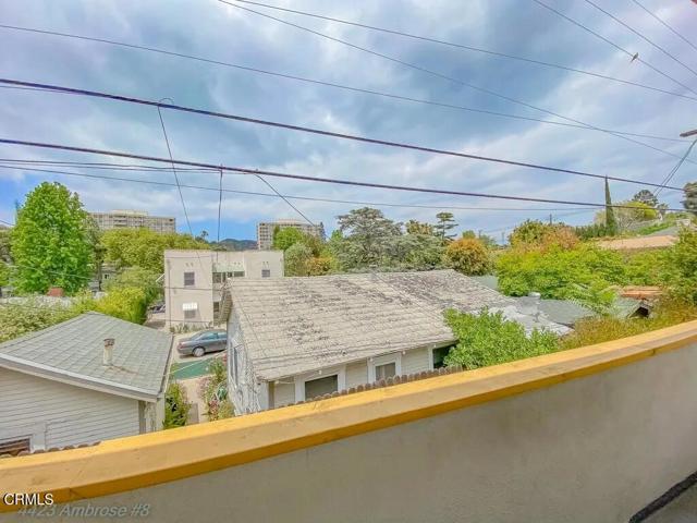 Detail Gallery Image 9 of 14 For 4423 Ambrose Ave #8,  Los Angeles,  CA 90027 - 2 Beds | 2 Baths