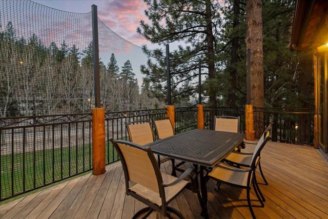 1215 Wolf Creek Court, Big Bear CA: https://media.crmls.org/mediaz/2509cd20-5c69-4f95-b08e-e278277275dc.jpg
