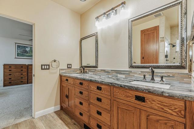 50 Schmidt Court, Hollister CA: https://media.crmls.org/mediaz/250a8e58-269e-4fec-a39c-4e51d611ecbc.jpg