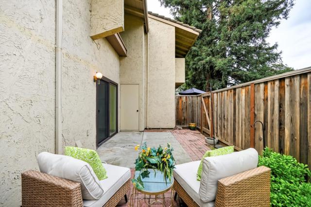 303 Garden, Livermore CA: https://media.crmls.org/mediaz/250bd4d9-630a-4b09-9c1b-cd1f4c07b90b.jpg