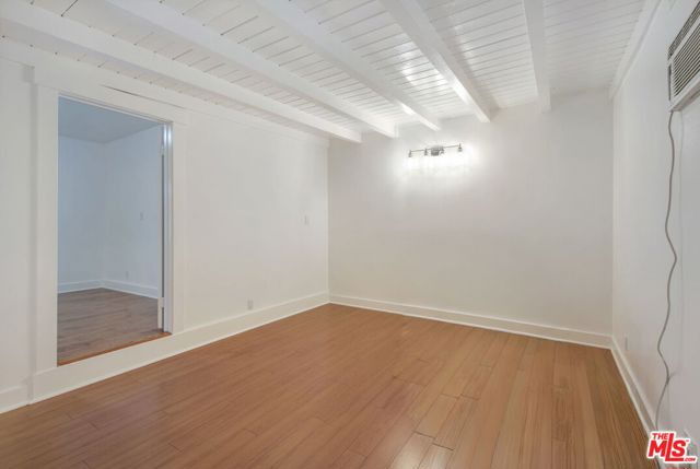 7231 Vanalden Avenue, Reseda CA: https://media.crmls.org/mediaz/250bf3e4-db6d-4ad8-862e-170b55a97646.jpg