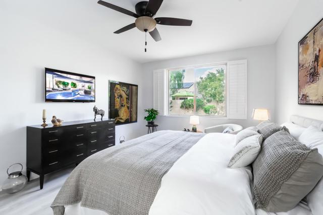 81098 Avenida Vidrio, Indio CA: https://media.crmls.org/mediaz/250c33ae-94e5-49ac-8369-789280423cae.jpg