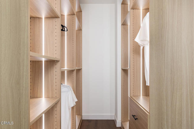 Detail Gallery Image 31 of 46 For 2345 Orange Cove Ave, La Crescenta,  CA 91214 - 5 Beds | 4/1 Baths