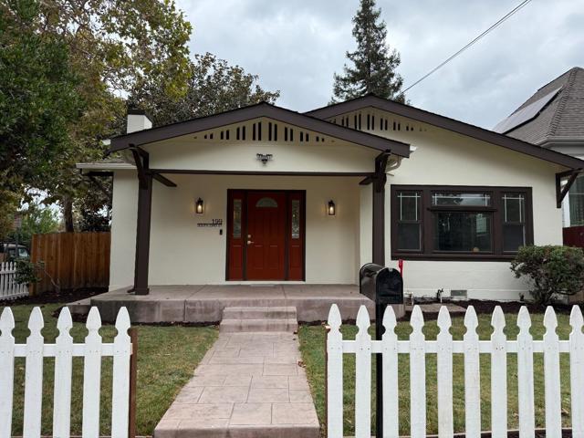 199 S 23rd Street, San Jose CA: https://media.crmls.org/mediaz/250ce474-38fa-451f-adcd-a8c99f9c5a2e.jpg