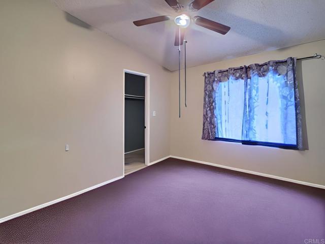 Home for Sale in Lakeside