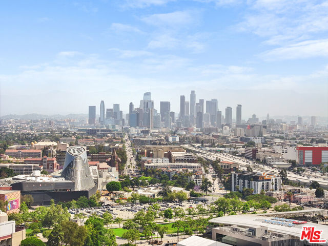 851 W 41st Drive, Los Angeles CA: https://media.crmls.org/mediaz/250df8ab-6122-4d36-ad3a-188db4726178.jpg