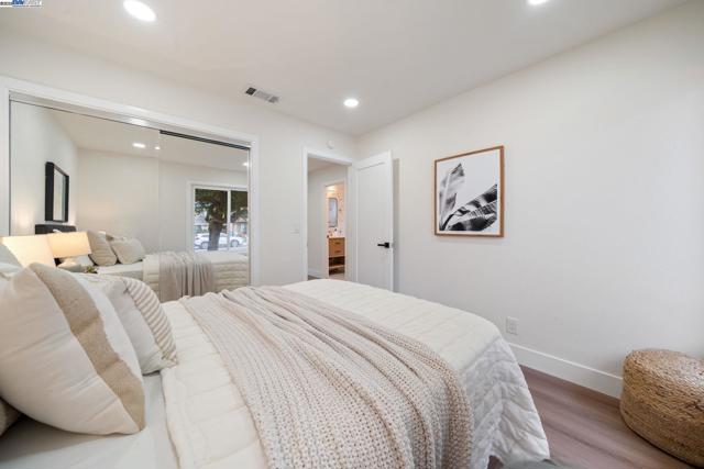 31314 San Andreas Dr, Union City CA: https://media.crmls.org/mediaz/250e2c93-5c38-4fba-ab12-02e11cbc16e9.jpg