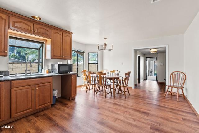Detail Gallery Image 5 of 20 For 236 S 11th St, Santa Paula,  CA 93060 - 4 Beds | 3 Baths
