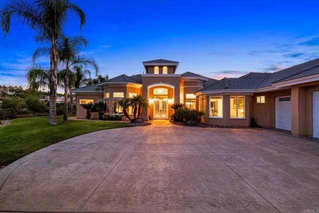 2772 Firebrand Drive, Alpine CA: https://media.crmls.org/mediaz/250e69ef-0451-4d6f-9205-1267c4a0220c.jpg