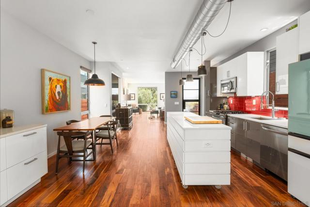 3068 G St., San Diego CA: https://media.crmls.org/mediaz/250e72ee-4247-4bd7-acb0-f70329499172.jpg