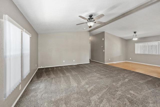 Detail Gallery Image 12 of 43 For 1001 S Hale Ave #5,  Escondido,  CA 92029 - 3 Beds | 2 Baths