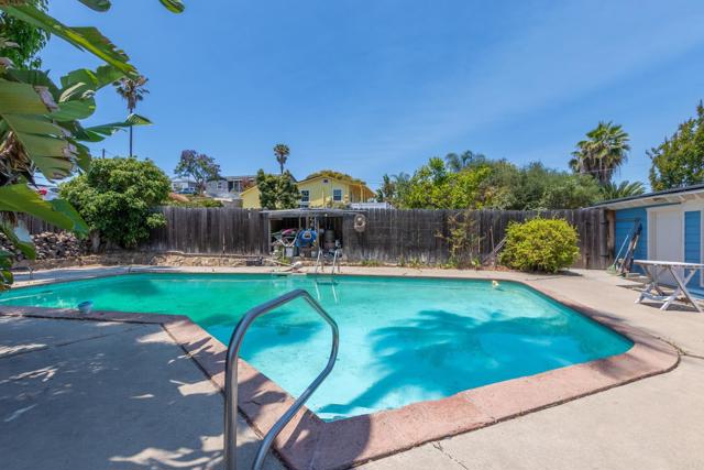 7701 Marie Avenue, La Mesa CA: https://media.crmls.org/mediaz/250edf65-19f7-4791-97e1-186720b037c3.jpg