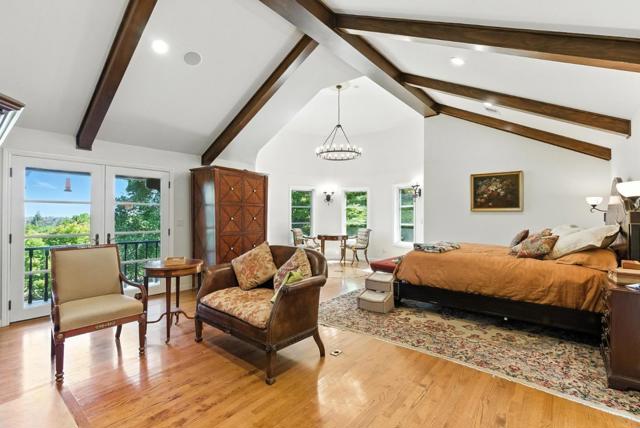 11510 Summit Wood Road, Los Altos Hills CA: https://media.crmls.org/mediaz/250fccd7-394e-4d3e-a7de-35ddb3190db5.jpg