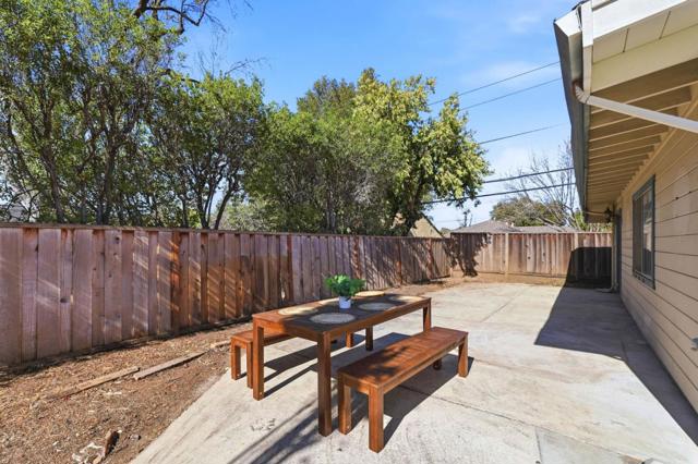 22141 Wallace Drive, Cupertino CA: https://media.crmls.org/mediaz/25103f98-2445-4467-b415-dab11236afd9.jpg