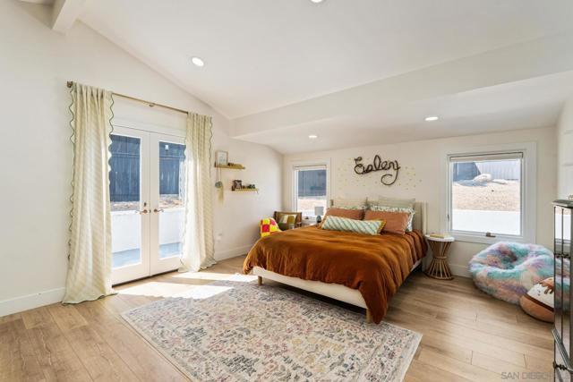 13953 Sagewood Dr, Poway CA: https://media.crmls.org/mediaz/2511514b-e7cb-4e59-934a-d5a37cf0715a.jpg