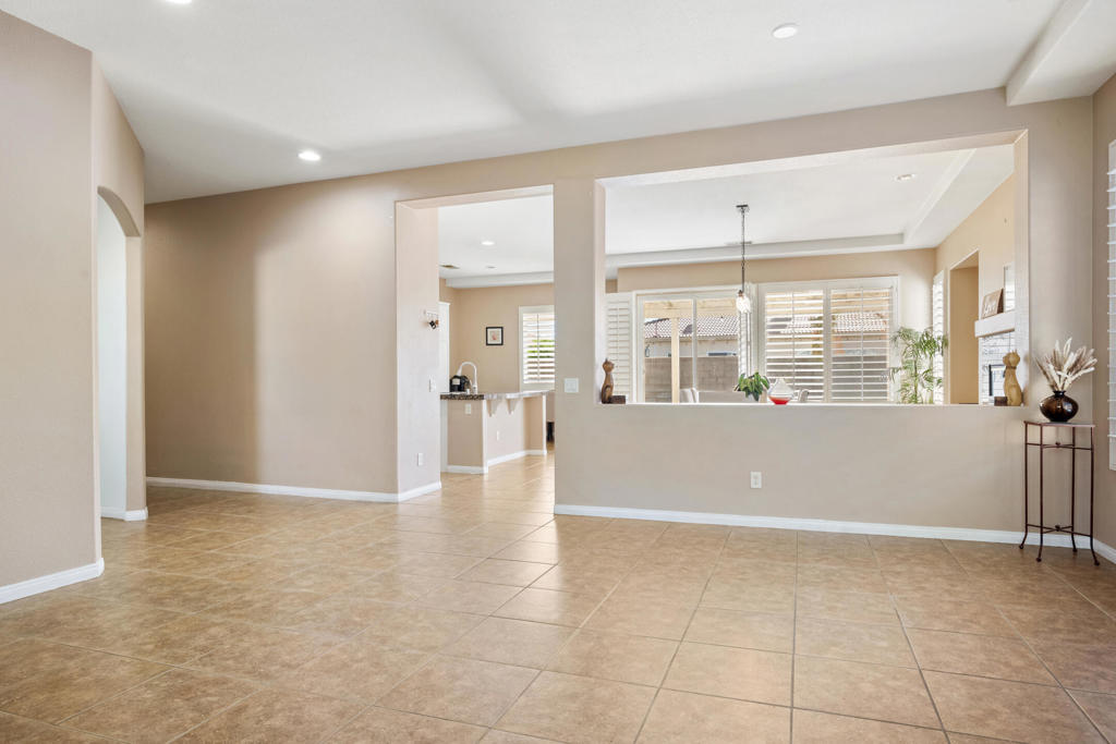 MLS #219139591DA image #3