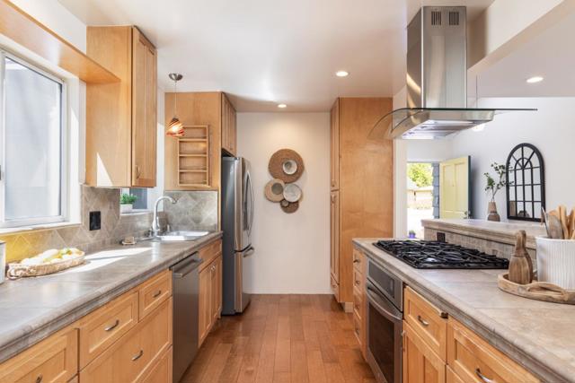 3284 Sycamore Place, Carmel CA: https://media.crmls.org/mediaz/2511d2f2-a390-49a1-bb63-978df31b25d4.jpg