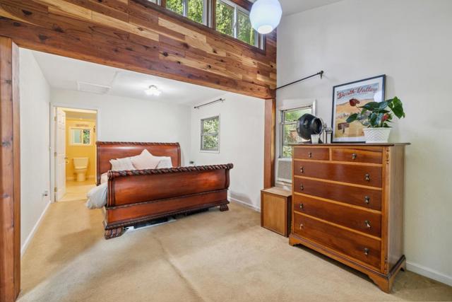 17520 Comanche Trail, Los Gatos CA: https://media.crmls.org/mediaz/2511ee8f-e240-46d8-9161-06de887a8b5a.jpg