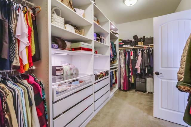 466 Agua Vista Dr, Chula Vista CA: https://media.crmls.org/mediaz/25126687-6ac4-4037-bd3c-da13141435b5.jpg
