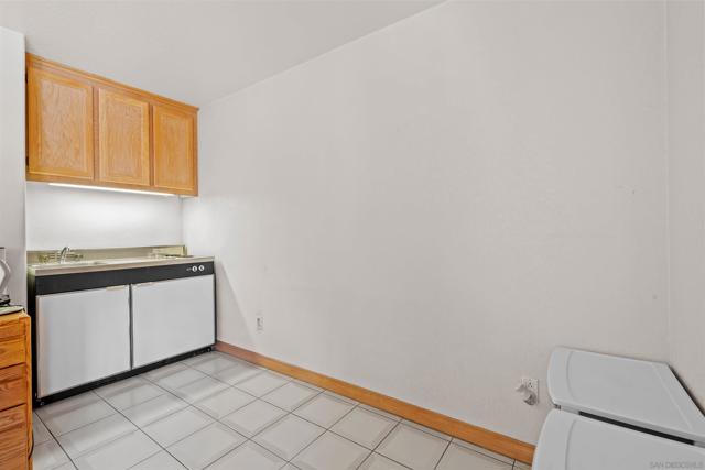 11429 Sir Francis Drake, La Mesa CA: https://media.crmls.org/mediaz/2513be27-f51e-42ff-bdf7-edc9d921f856.jpg