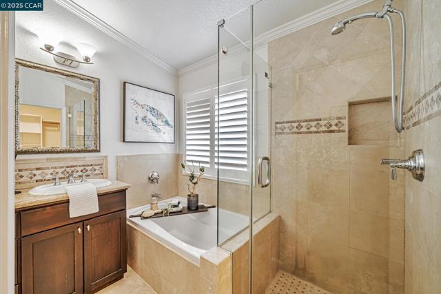 115 Sapphire Ct, San Ramon CA: https://media.crmls.org/mediaz/2514adef-a78a-423d-a956-846134f8968a.jpg