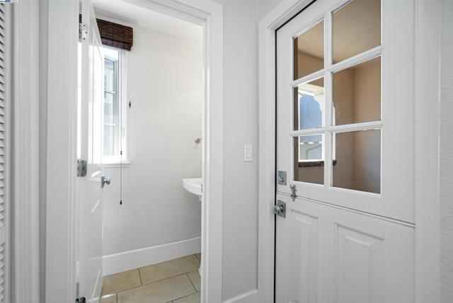 184 Stevenson Blvd, Fremont CA: https://media.crmls.org/mediaz/2514d3bb-11b3-4436-bb8c-ff59e9bab181.jpg