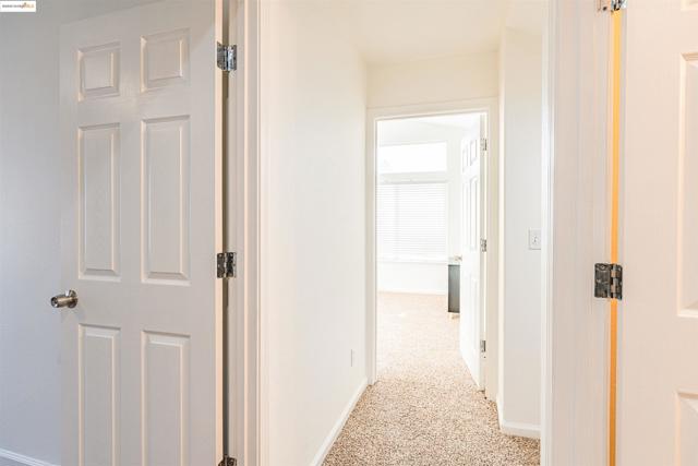 5425 Spur St, Riverbank CA: https://media.crmls.org/mediaz/2514e63e-bb80-4ccf-b6e9-452ea6bacc86.jpg