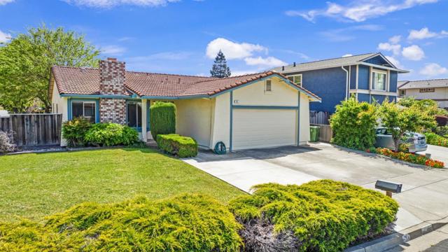 93 Barnes Lane, Fremont CA: https://media.crmls.org/mediaz/2514f3f7-54f4-4e10-89ff-c4749f558981.jpg