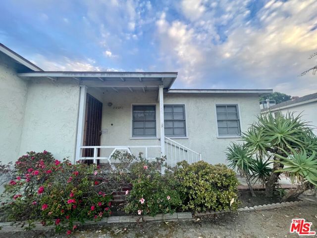 854 Rose Avenue