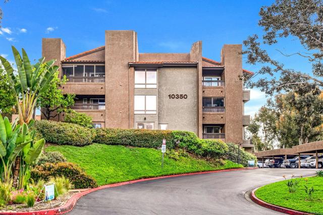 10350 Caminito Cuervo, San Diego CA: https://media.crmls.org/mediaz/2515a43d-c646-41ed-ab4f-2ce39412bda1.jpg