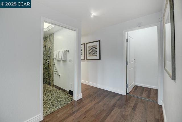 3244 Terra Granada Dr, Walnut Creek CA: https://media.crmls.org/mediaz/2515f714-fda4-4bd6-b258-950fc063c3c5.jpg