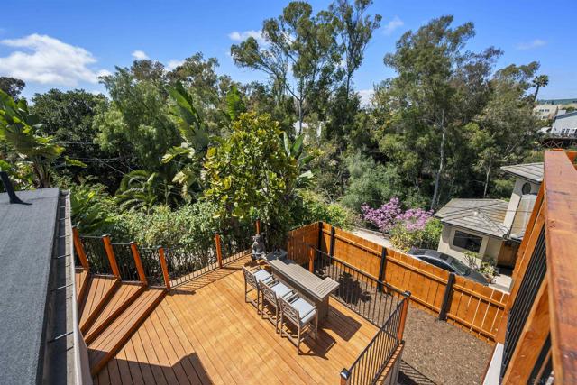 3675 Herbert St, San Diego CA: https://media.crmls.org/mediaz/251645f9-dc6e-4831-a0db-13a72edab13c.jpg
