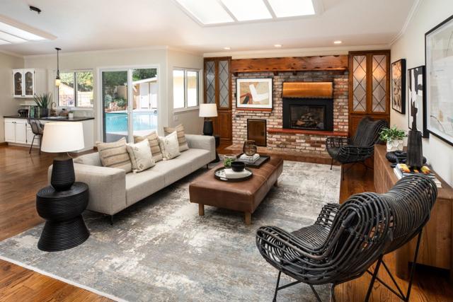 252 Raymundo Drive, Woodside CA: https://media.crmls.org/mediaz/25169878-34c4-4560-bf5b-ad93b28215d9.jpg