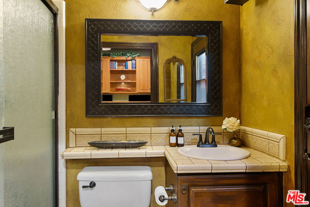 24822 Wooded Vista, West Hills CA: https://media.crmls.org/mediaz/2517626f-c5ac-41df-b5ea-ea5b8895a631.jpg