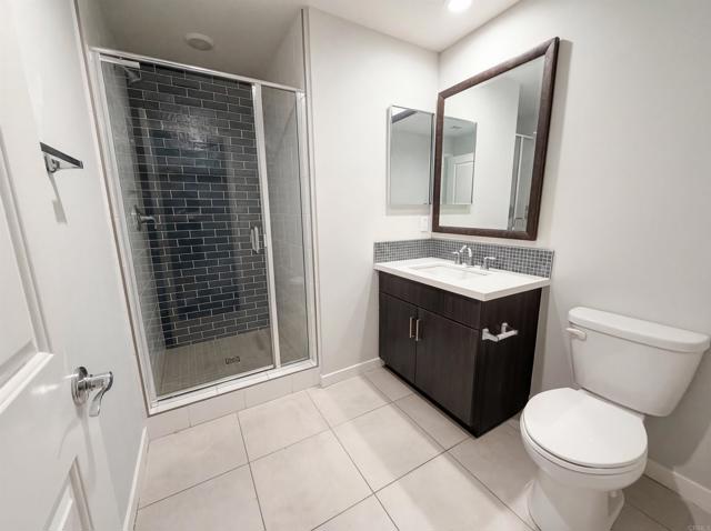 Detail Gallery Image 9 of 36 For 951 Camino Aldea, Chula Vista,  CA 91913 - 4 Beds | 3 Baths