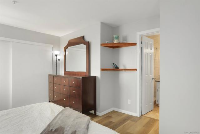 1100 Seacoast Dr, Imperial Beach CA: https://media.crmls.org/mediaz/251863dc-bd16-4a3e-aba7-36b409f4a340.jpg